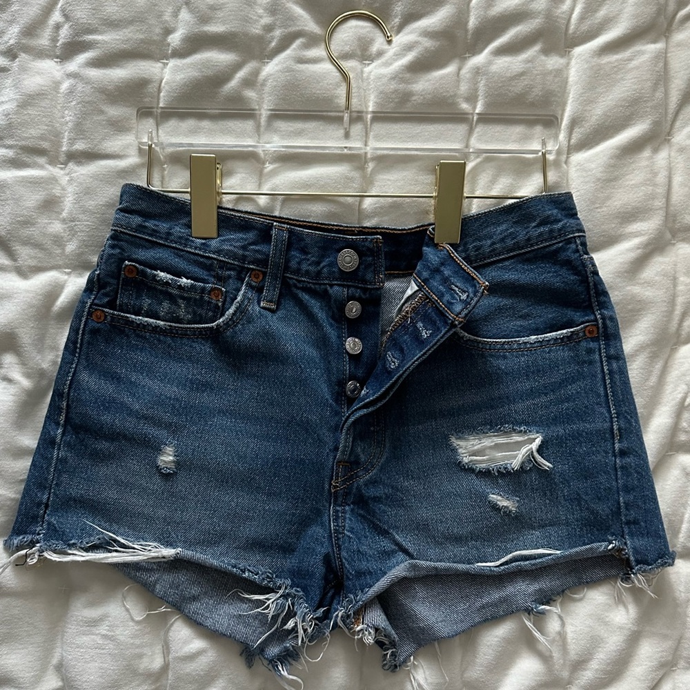 Levi’s Dark Wash Denim Shorts